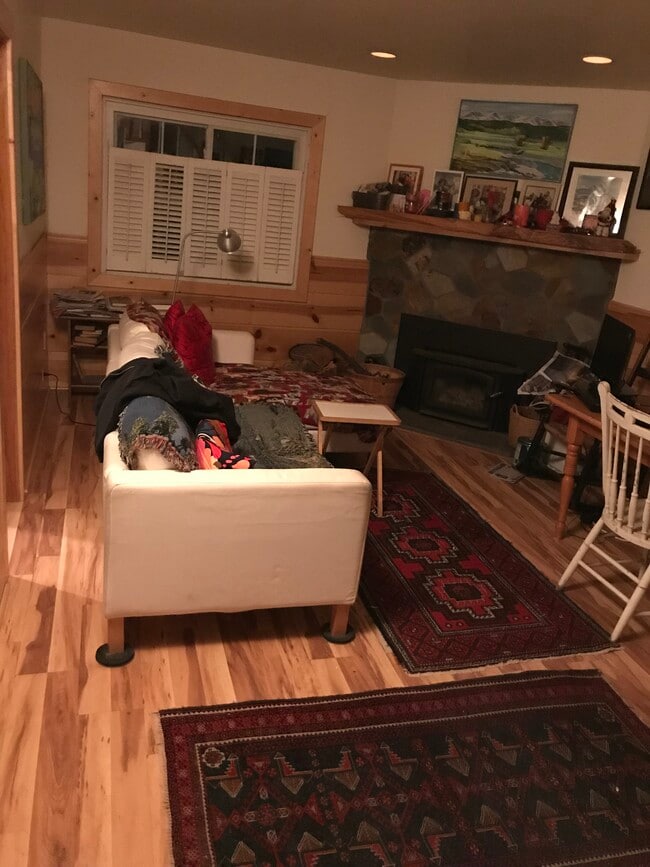 Living Room - 2585 Elwood Ave