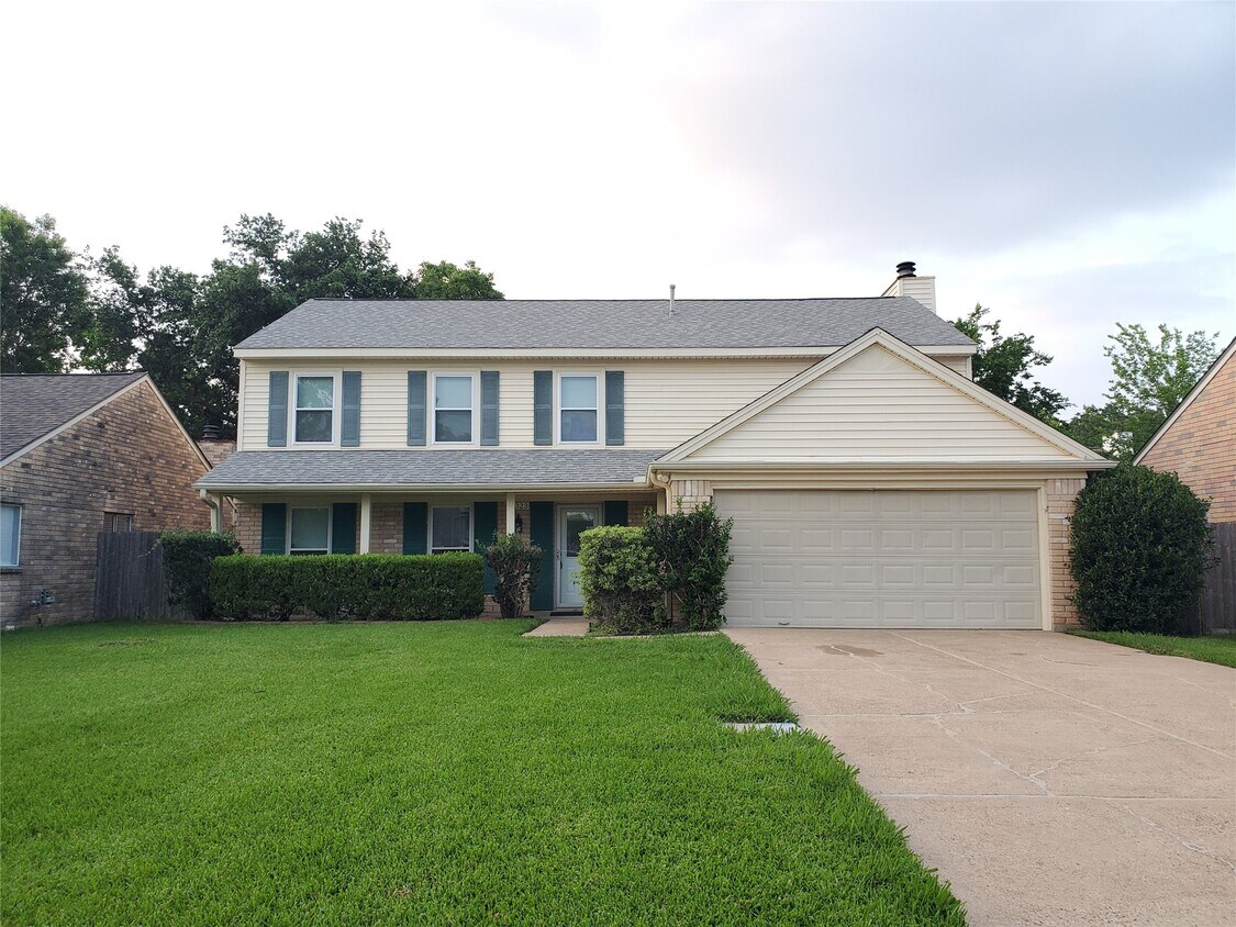 Foto del edificio - 3323 Green Fields Dr