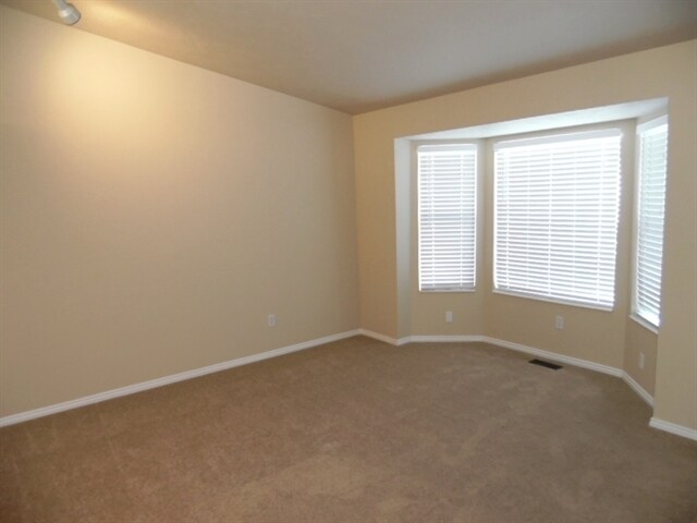 Foto del edificio - 3359 W Rose Hollow Ln