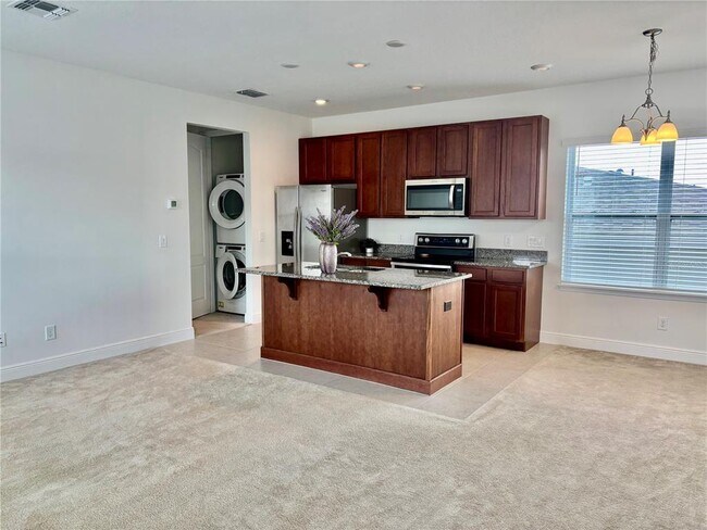 Foto del edificio - 13961 Myerson Ave