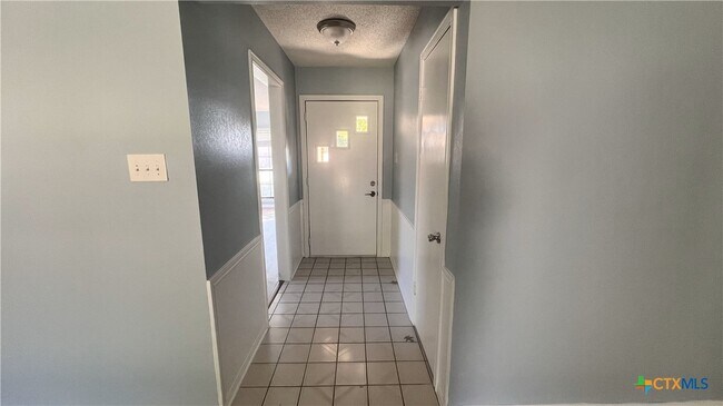 Building Photo - 1803 Anna Lee Dr