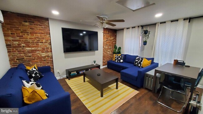 Foto del edificio - 244 S Exeter St