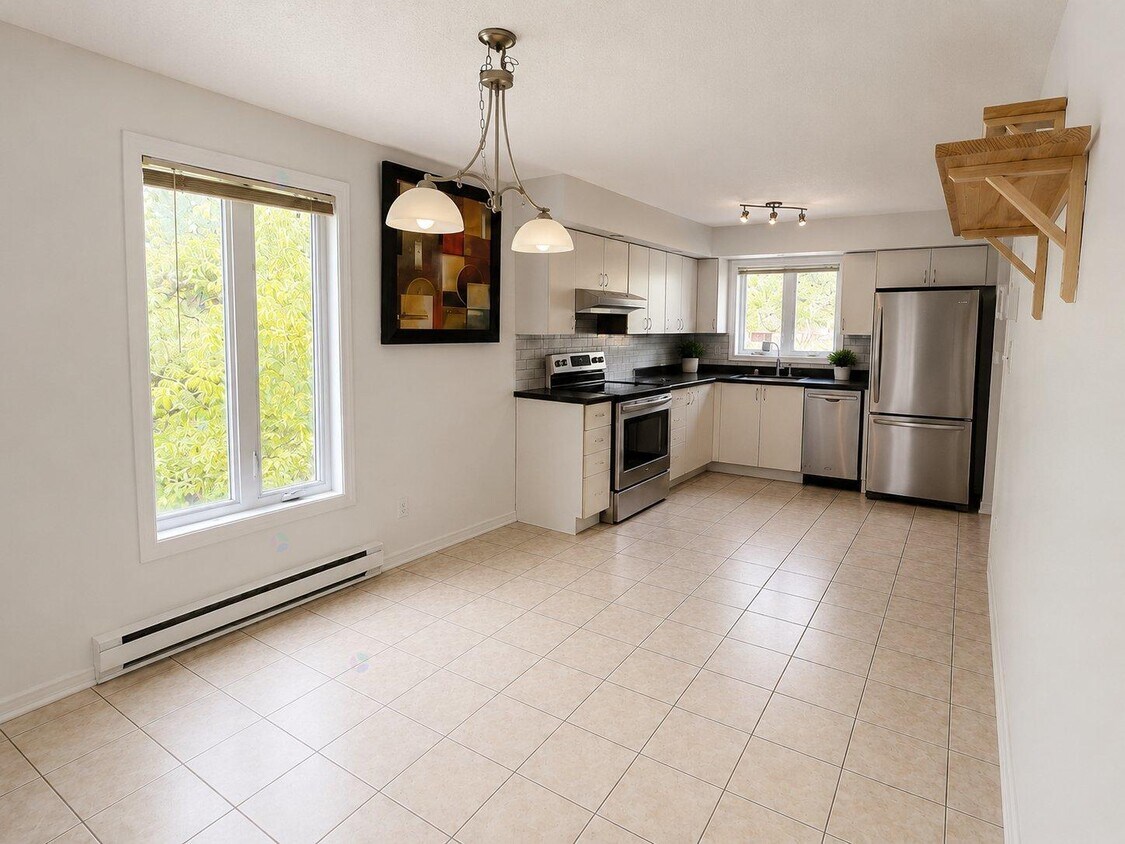 Building Photo - 2940 Rue Saint-Louis