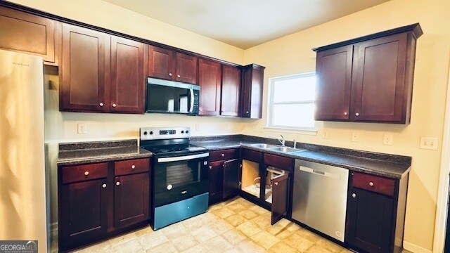 Foto del edificio - 606 Grenier Terrace NE