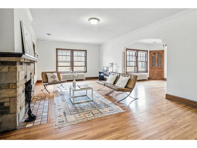 Foto del edificio - 4948 Lyndale Ave S