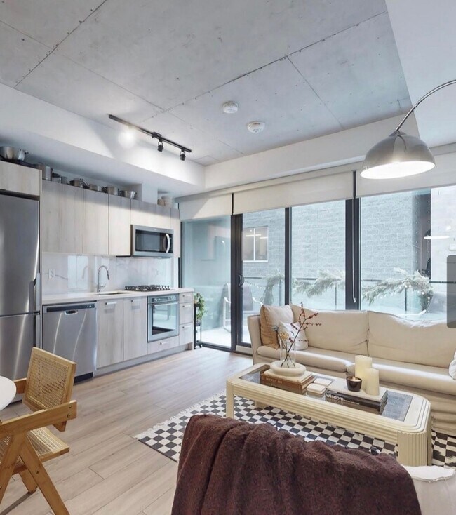 Photo du bâtiment - 458 Richmond St W