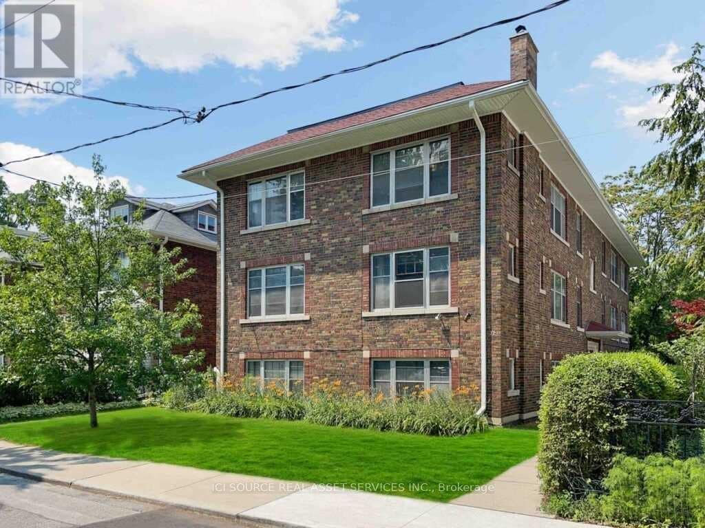 Primary Photo - 12-12 Kendal Ave