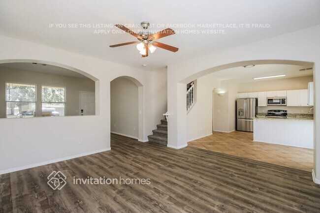 Foto del edificio - 1354 S Longspur Ln