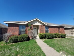 Building Photo - 771 Panola Dr