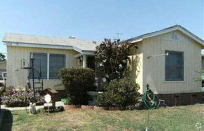 Building Photo - 6545 Cherry Ave
