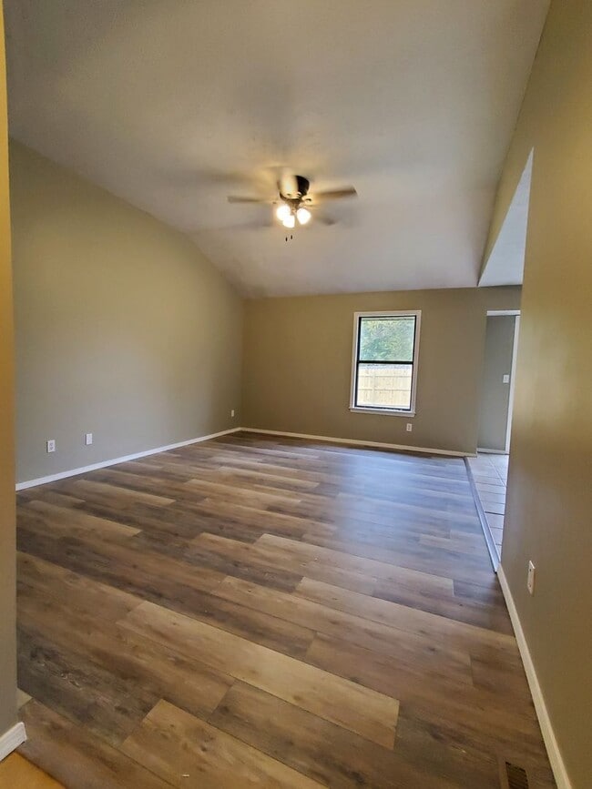 Foto del edificio - LEASING