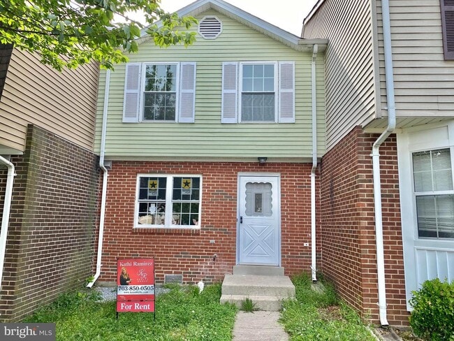 Building Photo - 14828 Dorian Dr