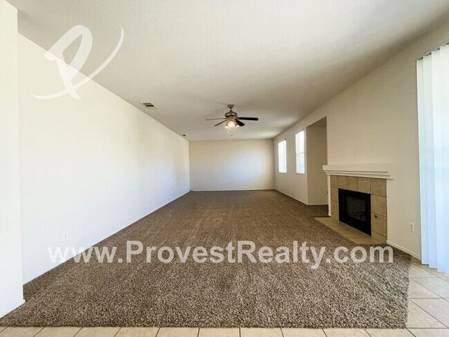 Building Photo - 4 Bed, 2.5 Bath + Loft Victorville Home w/...