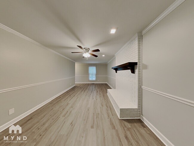 Foto del edificio - 136 Lema Dr