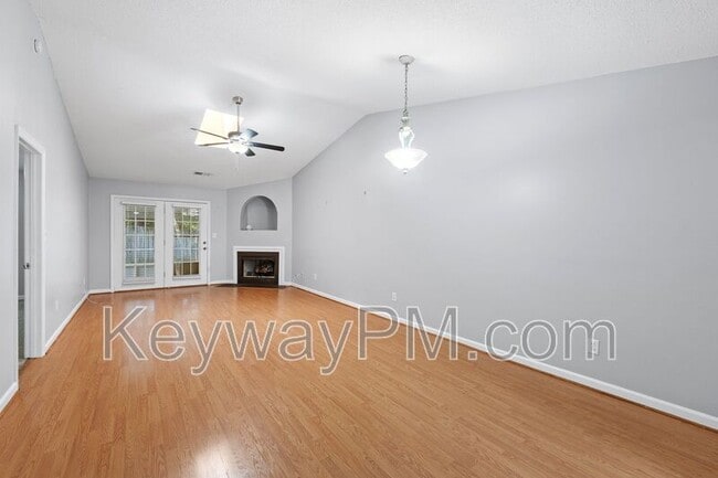 Foto del edificio - 133 Single Tree Ln