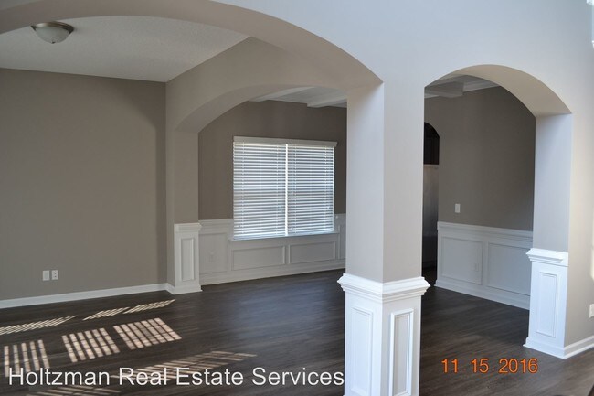 Foto del edificio - 5 br, 3 bath House - 955 Oak Crest