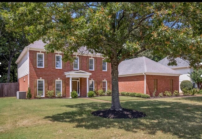 Building Photo - 2033 W Houston Way