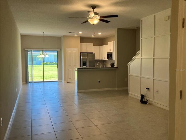 Building Photo - 9627 Pembrooke Pines Dr