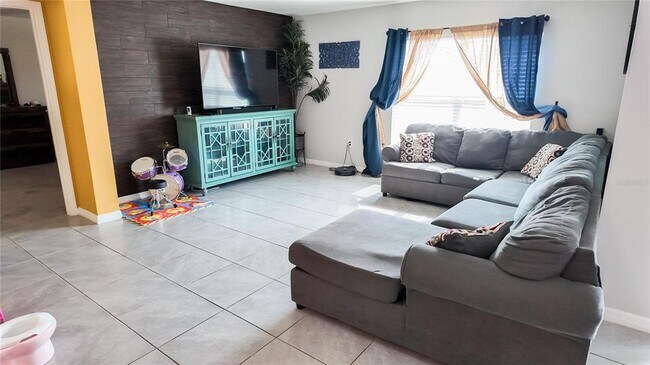 Foto del edificio - 16758 Carlton Pond St