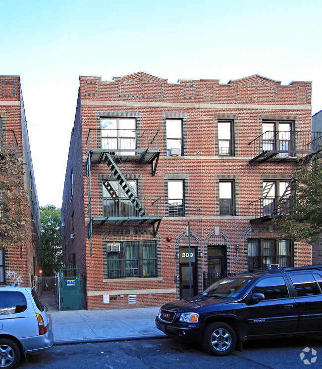 Foto del edificio - 309 Schaefer St