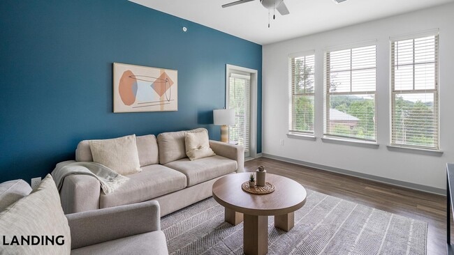 Foto del edificio - 100 Wildwood Ct
