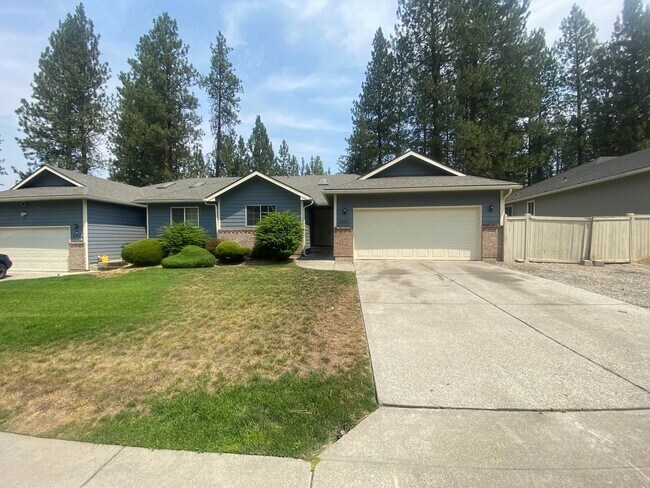 Foto del edificio - Charming 3 Bed, 3 Bath Duplex near Riverside State Park!
