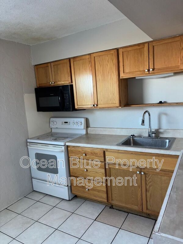 Foto del edificio - 1942 Passaic Ave