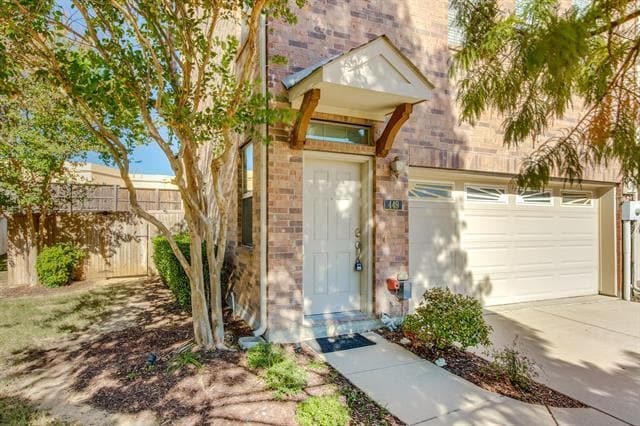 Foto del edificio - 449 Busher Dr