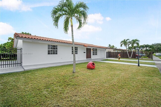 Building Photo - 7950 SW 34th St