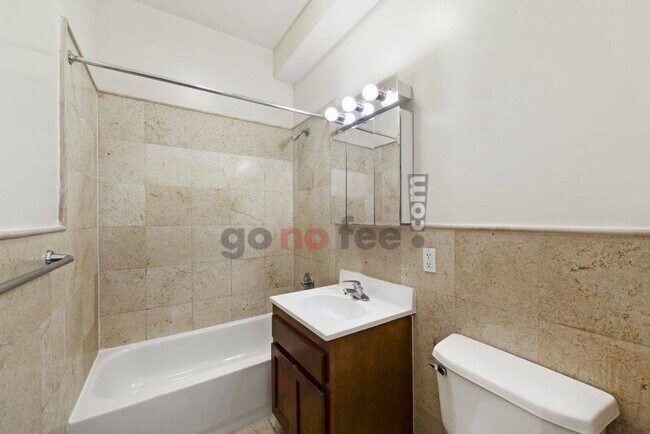 Foto del edificio - 2149 Frederick Douglass Blvd