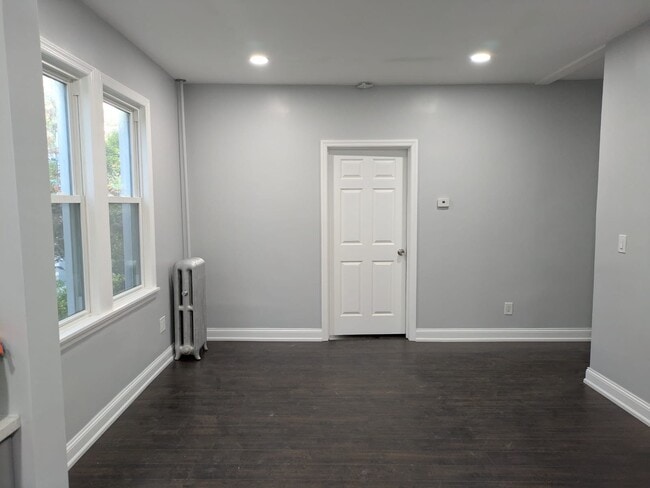 Building Photo - 9502 Avenue N