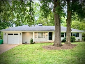 Building Photo - 1329 Mockingbird Ln
