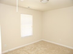 Foto del edificio - Modern 3-Bedroom Home in Amenity-Rich Cardinal Lake – Easy Access to RTP & I-85!