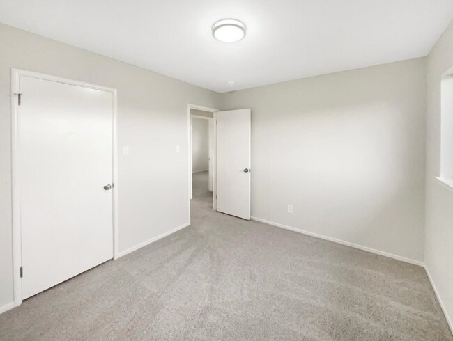 Building Photo - 8255 Oahu Dr