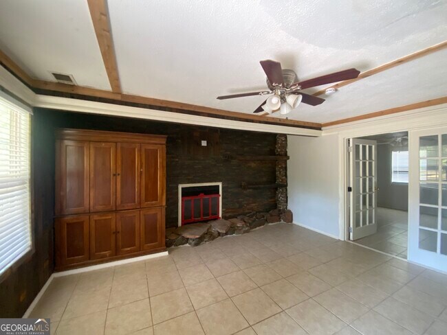 Foto del edificio - 1256 Chambers Rd