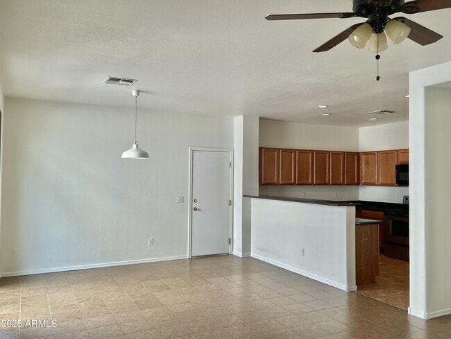 Building Photo - 3871 E Jasper Dr