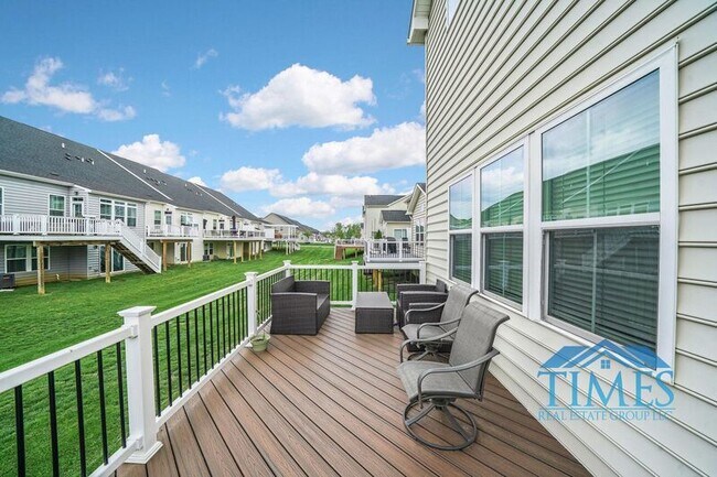 Building Photo - 319 Quarry Point Rd