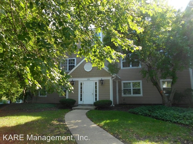 Building Photo - 104 E Winchester Rd