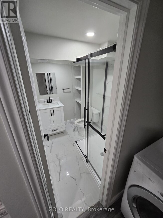 Building Photo - 157 Glen Springs Dr