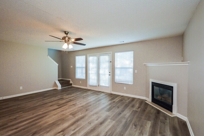 Building Photo - 35 Fieldview Ln