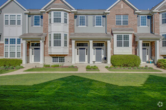 Building Photo - 2624 Dunraven Ave