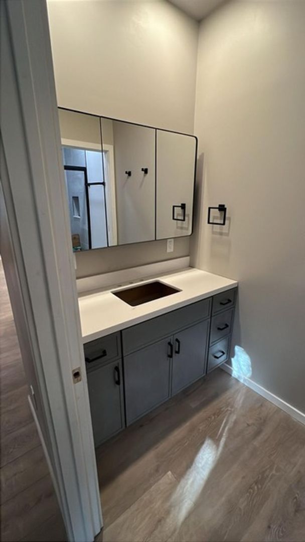 Foto del edificio - August 2026 Prelease! 5 Bedroom House 2 Blocks from CU