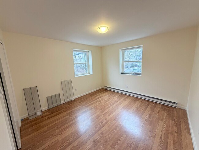 Foto del edificio - 108 Trowbridge St