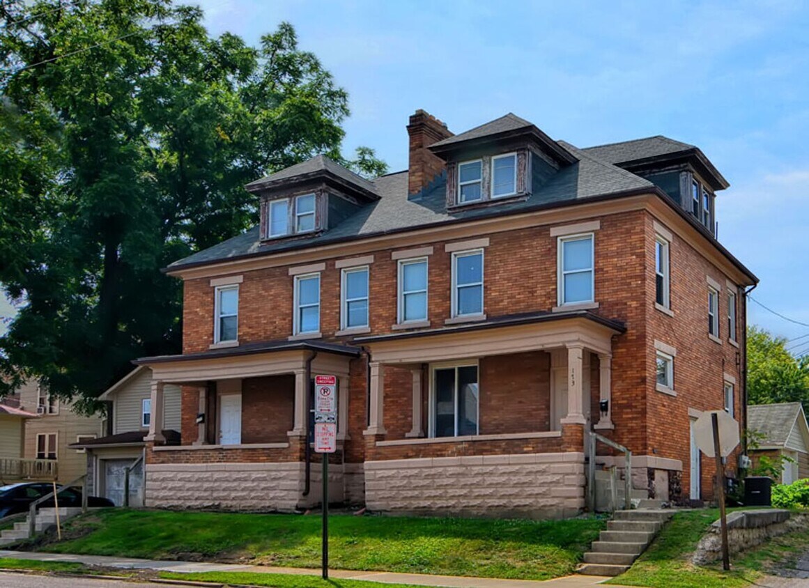Primary Photo - 173-177 E. 11th Avenue