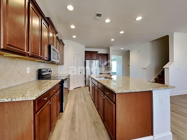 Foto del edificio - 636 Silver Moss Dr