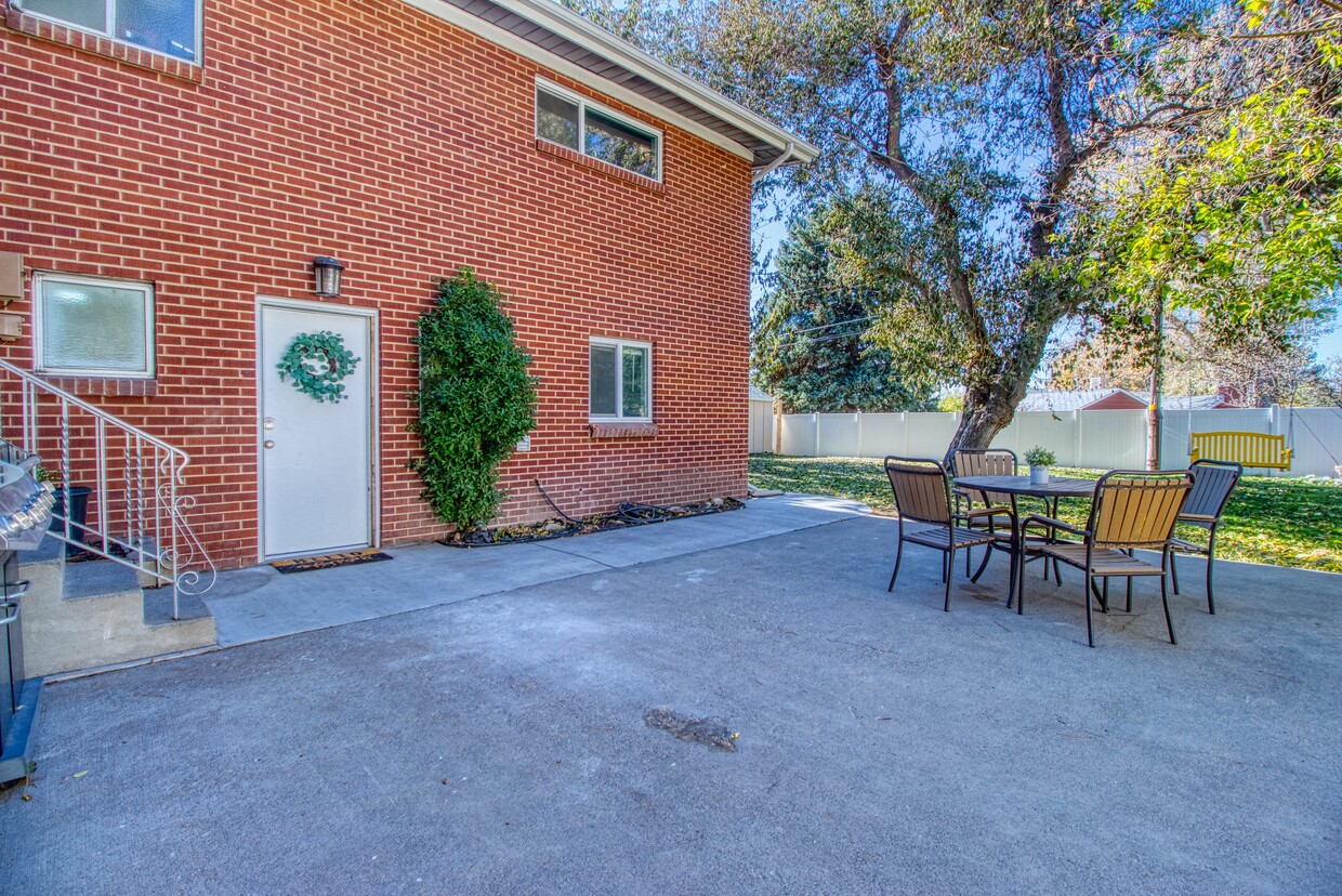 Basement Entrance - 4056 S 1610 E