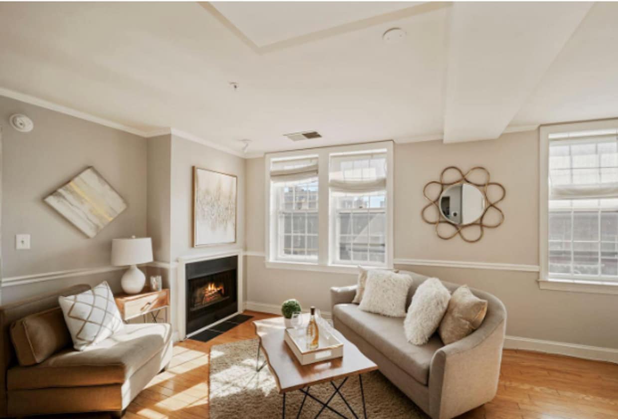 Foto principal - Georgeous 1br/1ba Pet Friendly Corner Unit...