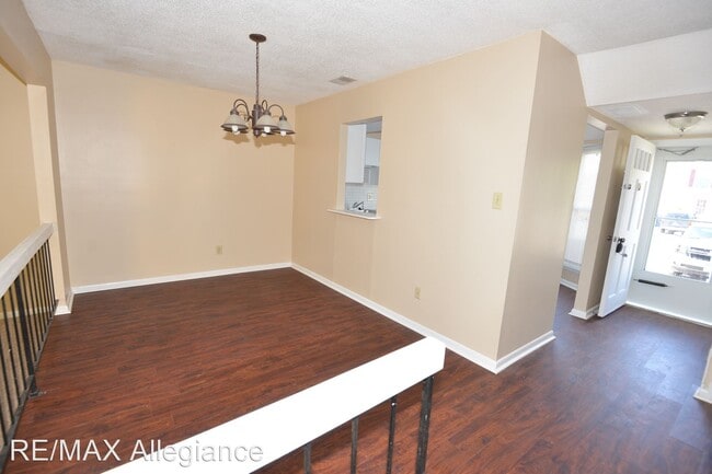 Building Photo - 3 br, 1.5 bath House - 3861 CHANCERY LANE