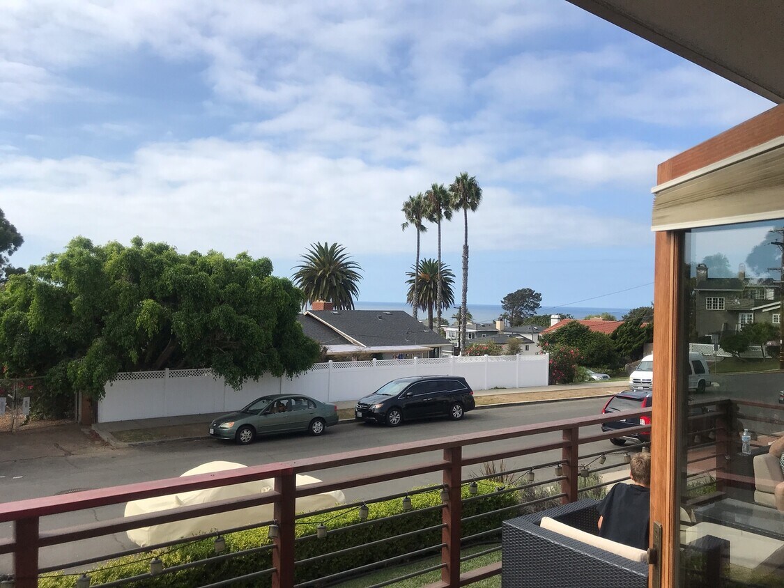 Primary Photo - Gorgeous Ocean View Sunset Cliffs Home