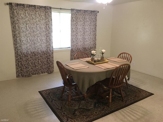 Foto del edificio - 3 br, 2 bath House - 3902 Oaklawn St 3902 ...